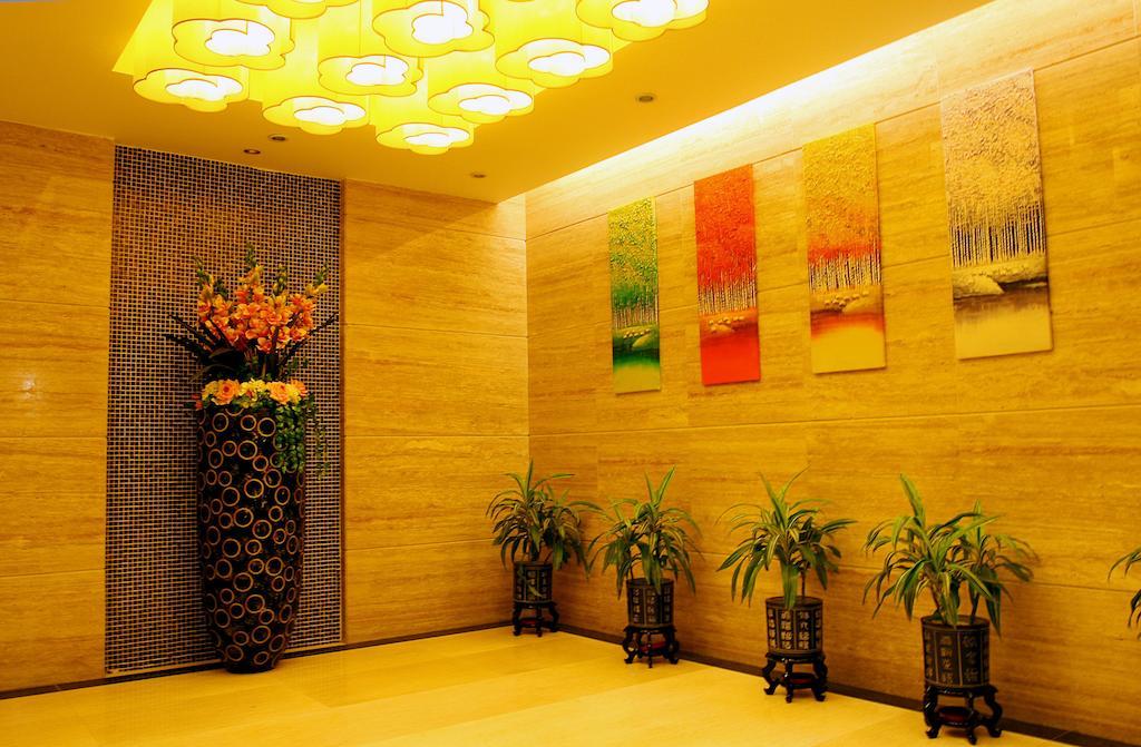 Shenzhen Luohu Railway Station Hotel - Commercial Building Thẩm Quyến Ngoại thất bức ảnh